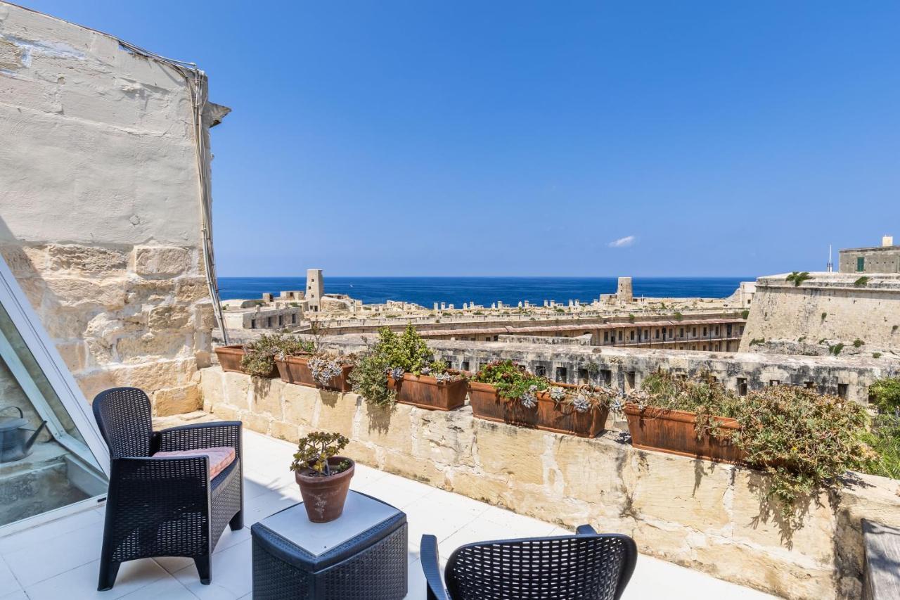 Valletta Bastions Seafront House Exteriör bild